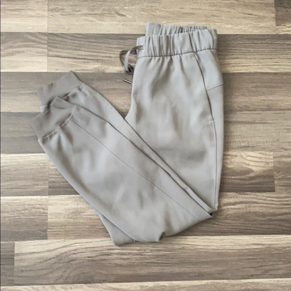 Lululemon joggers